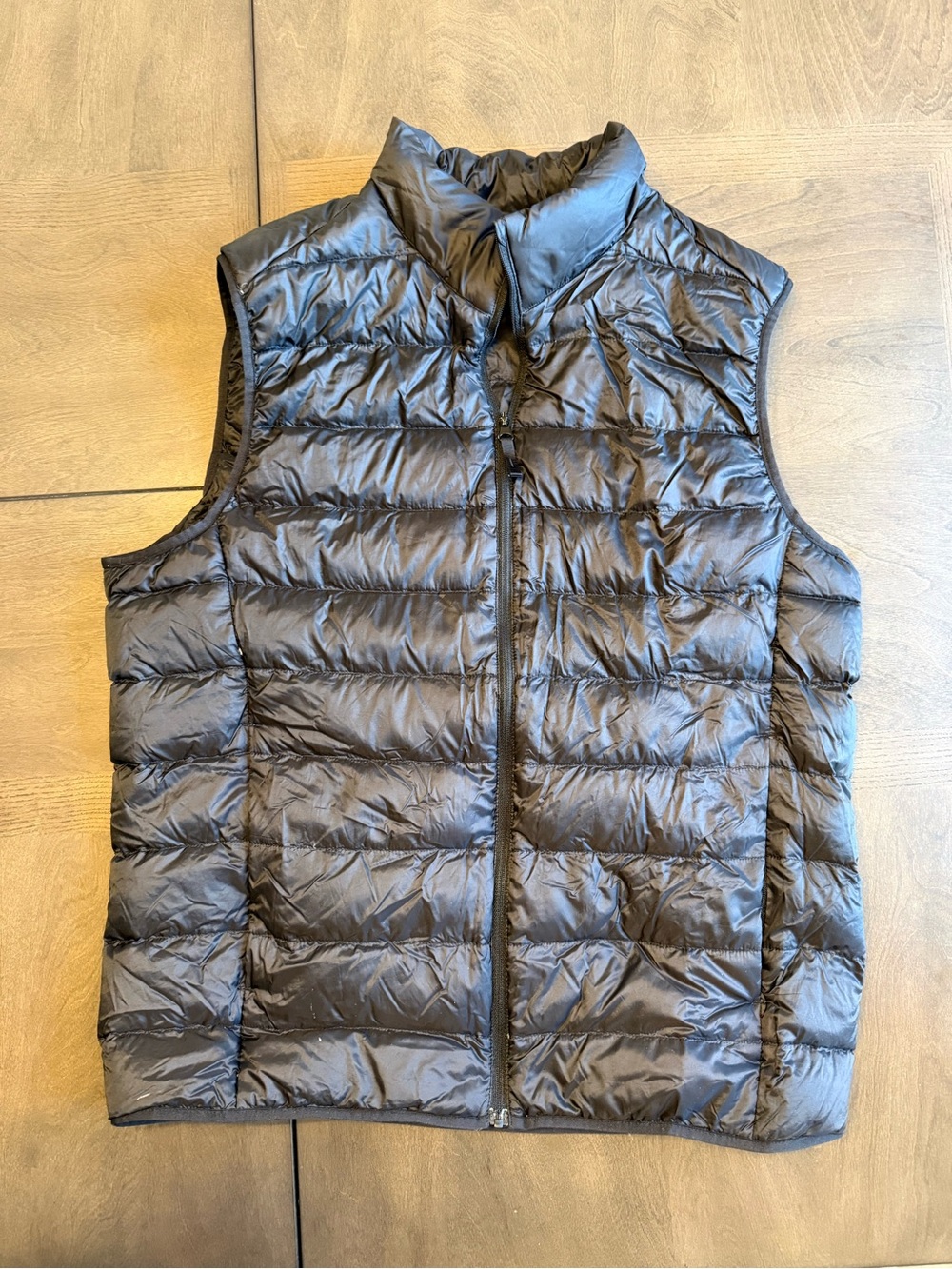 Uniqlo Unisex Black Quilted Down-Style Vest EUC
